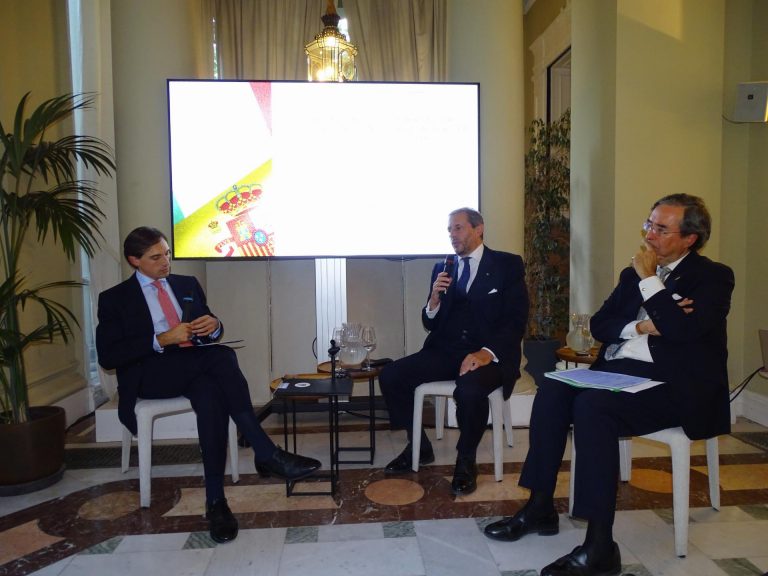 Intervento Alfonso de Ceballos-Escalera