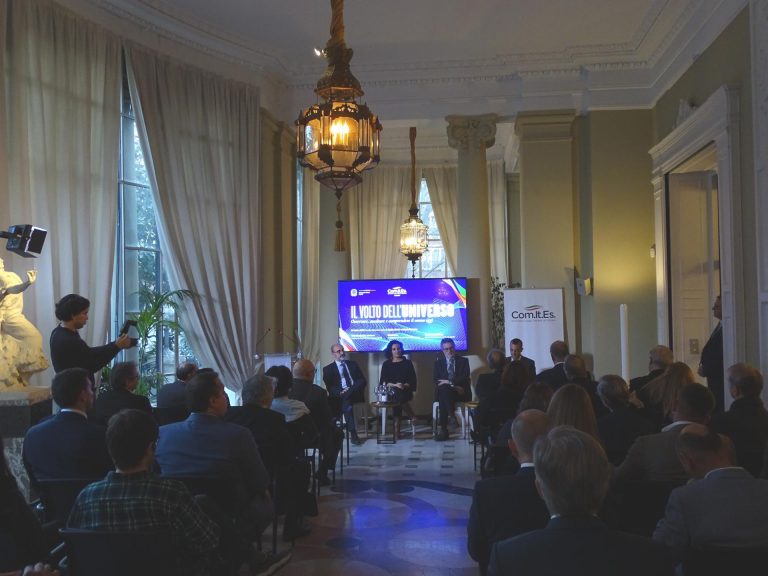 Embajada Italia – Volto dell’universo (2)r