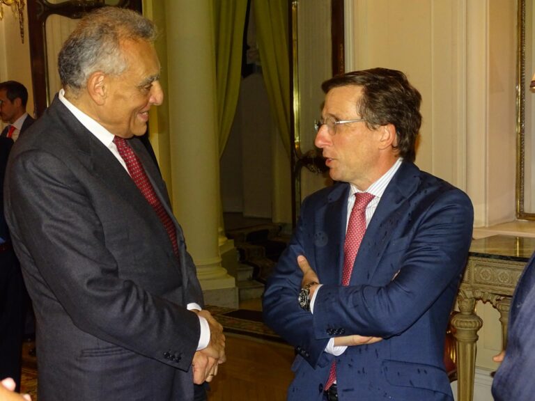 Ambasciatore Giuseppe Buccino Grimaldi e Sindaco José Luis Martínez-Almeida